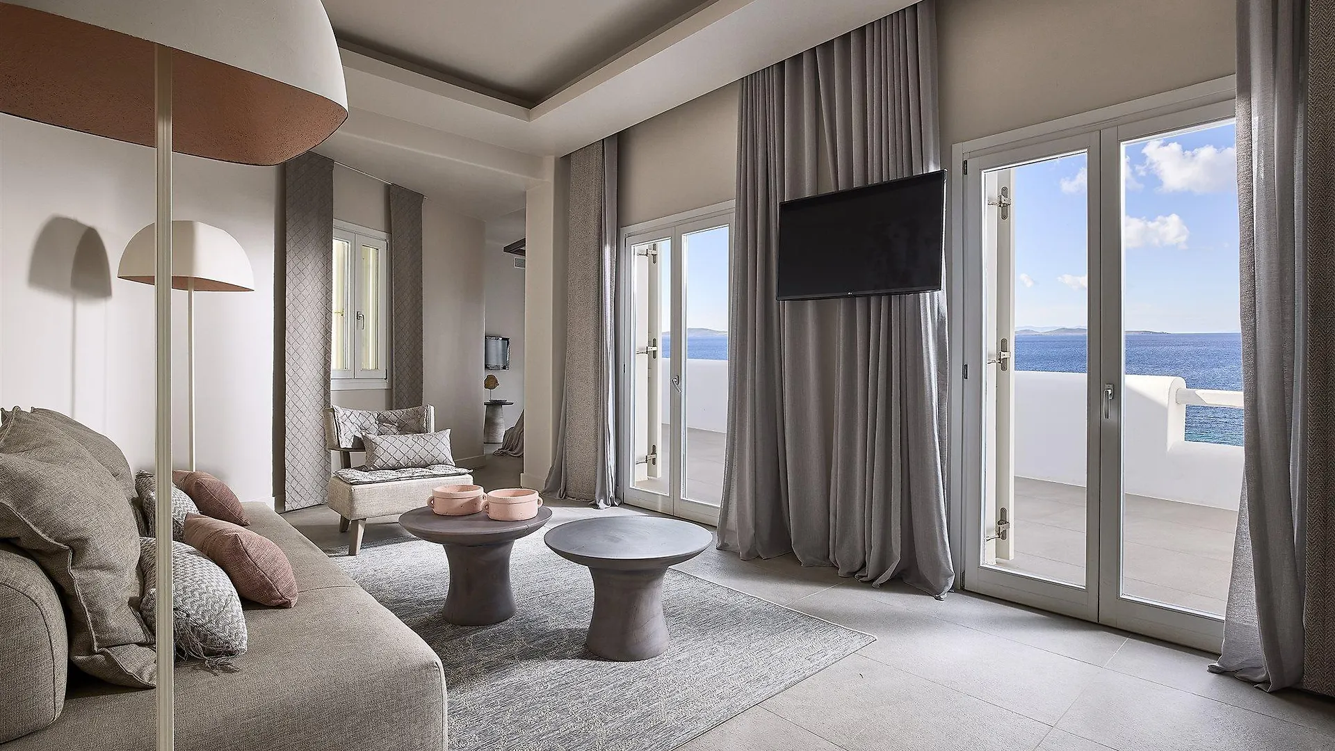 Amazon Mykonos Resort & Spa Mykonos Town