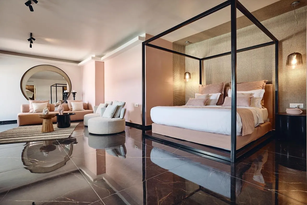Отель Amazon Mykonos Resort & Spa Mykonos Town